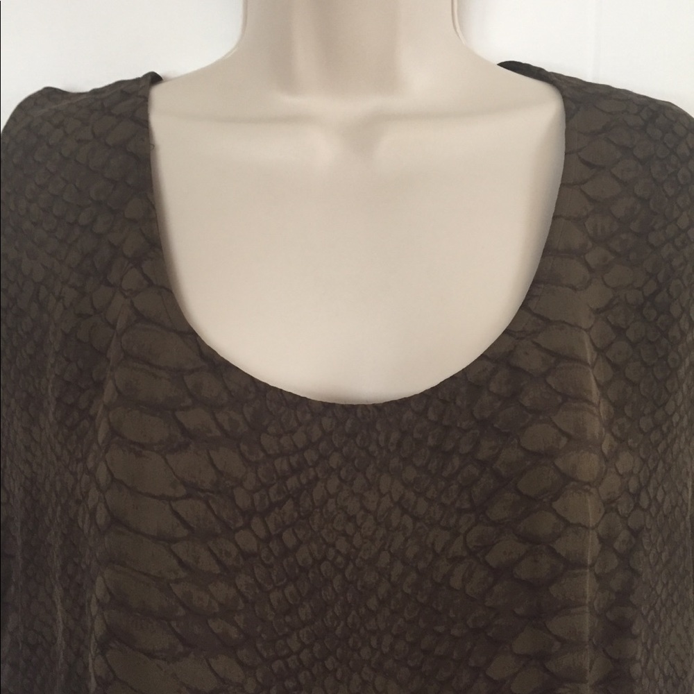 EUC | Joie | Snakeskin Silk Blouse! - Picture 2 of 8